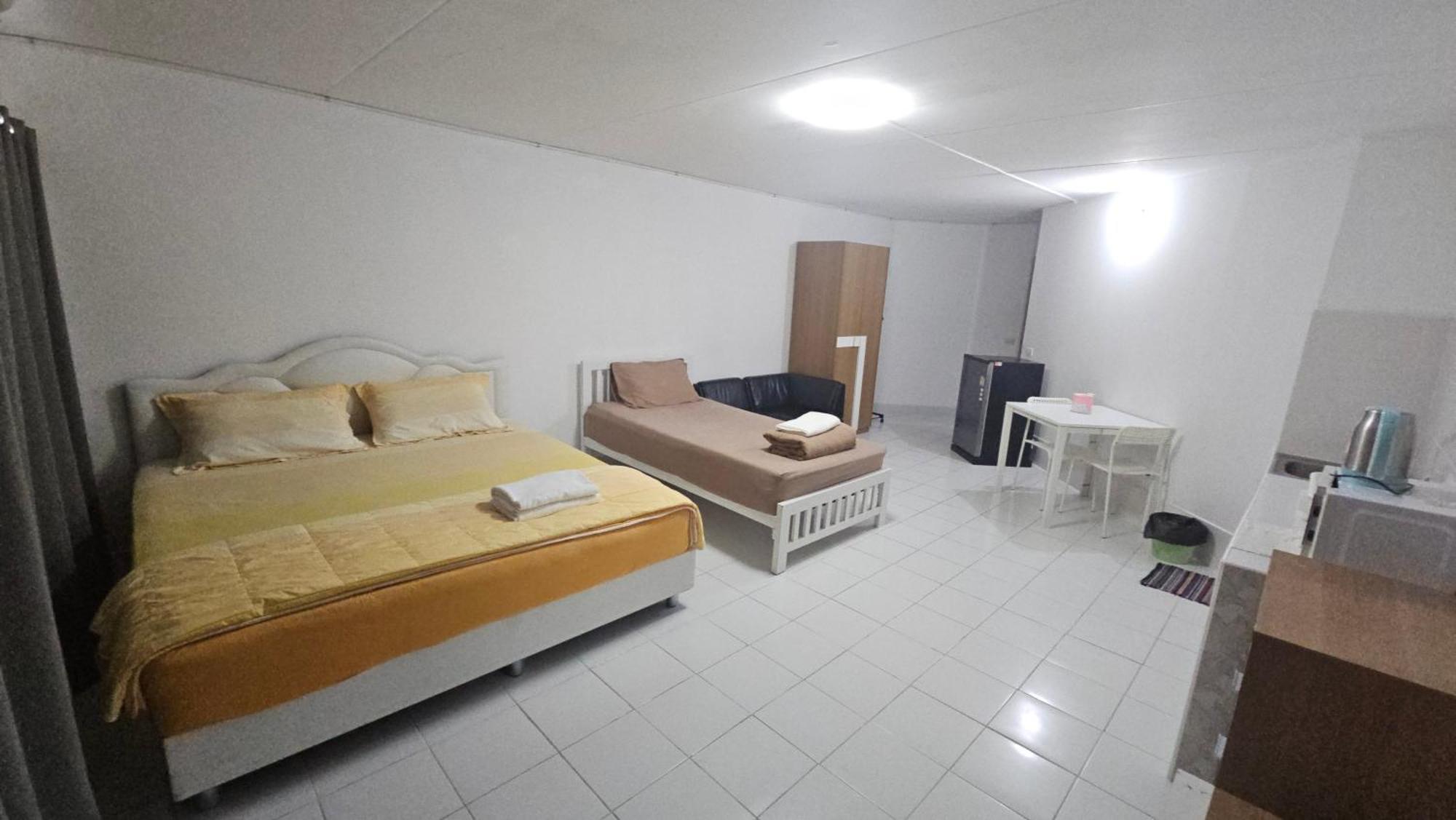 New Room Нонтхабури Экстерьер фото